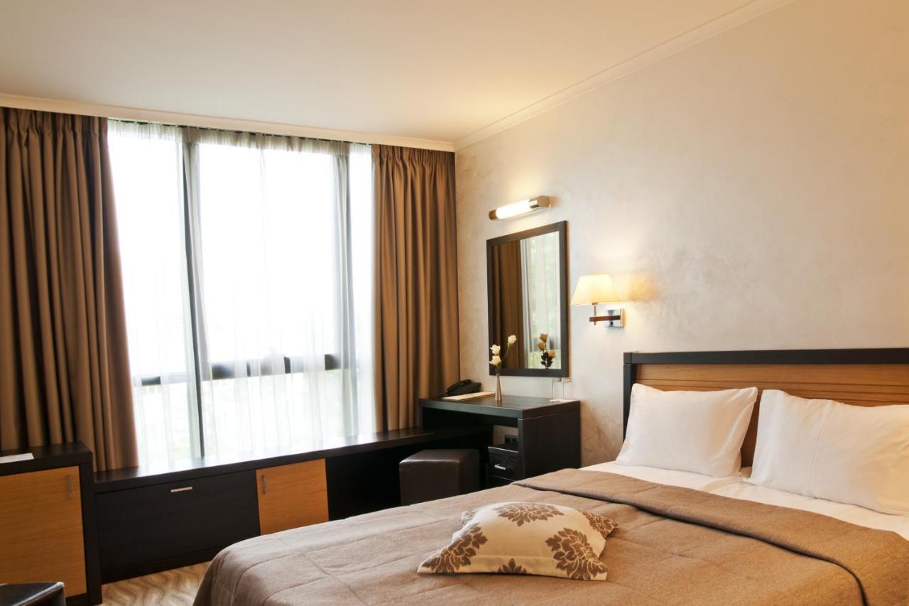 Efbet Hotel Varna Exterior foto